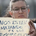 Fotografía de archivo de una manifestación contra la violencia de género, en San José (Costa Rica). EFE/ Jeffrey Arguedas