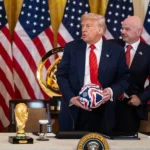 Fotografía de archivo del presidente de EE.UU., Donald Trump, junto al presidente de la FIFA, Gianni Infantino. EFE/EPA/ Francis Chung